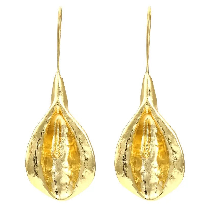 GurlFly Golden Leaf-Shaped Metal Style Vintage Trend Drop Earrings